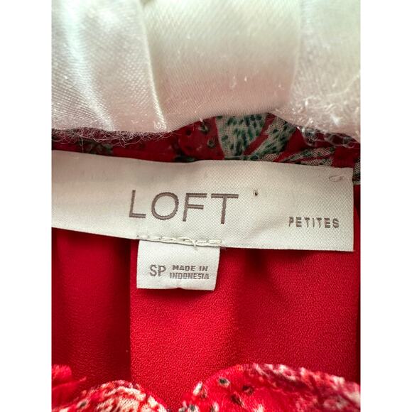 LOFT | Petite Red Garden Floral Ruffle Neck Blouse Top | Small - Picture 6 of 7